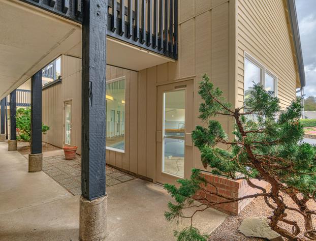 Surftides Plaza Rentals hotel detail image 4