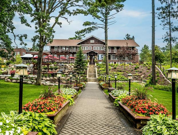 Grand View Lodge hotel detail image 1