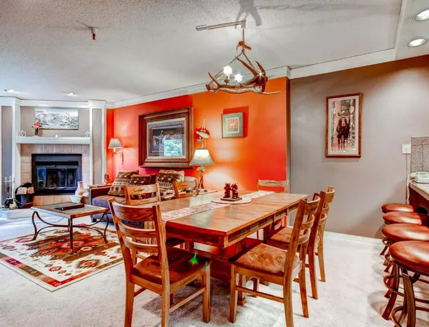 Village at Breckenridge Chateaux by Pinnacle Lodging hotel detail image 2