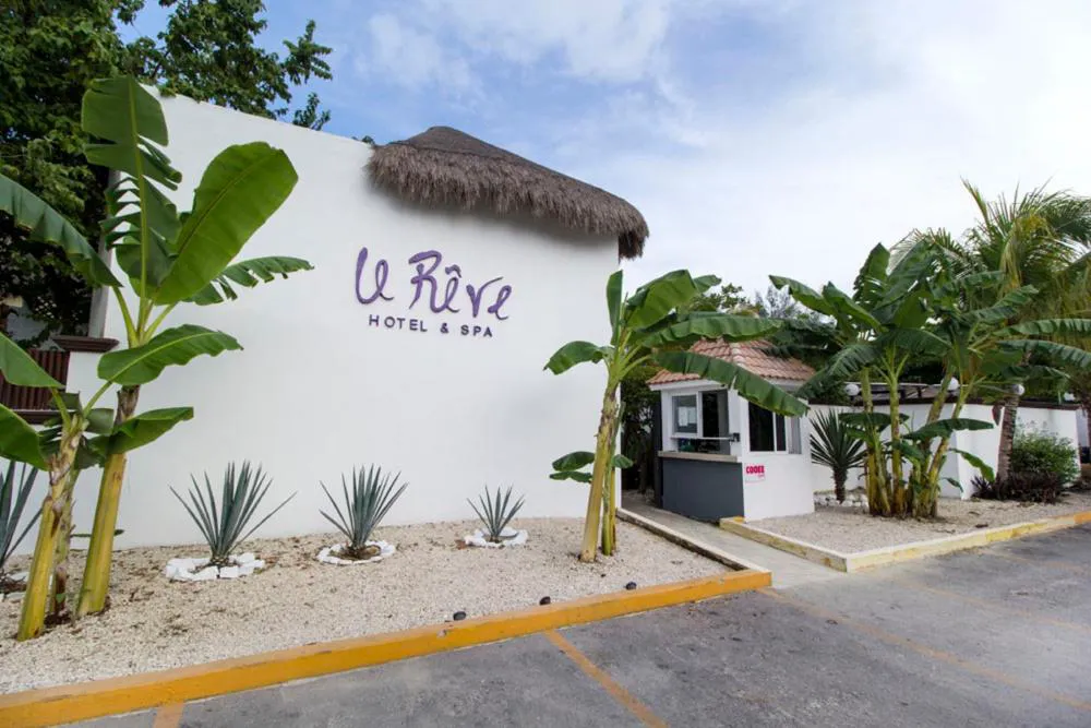 Le Reve by Mij - Beachfront Hotel hotel hero