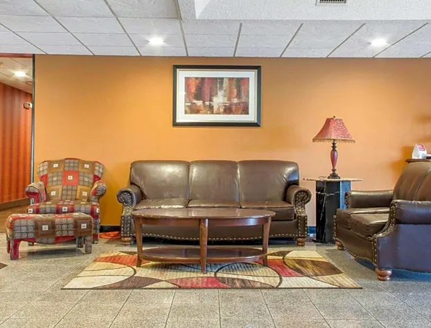 Quality Inn Broken Arrow Tulsa hotel detail image 3