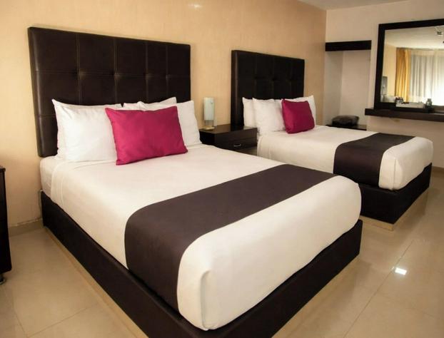 Hotel Ix by San Clemente Business Class hotel detail image 2