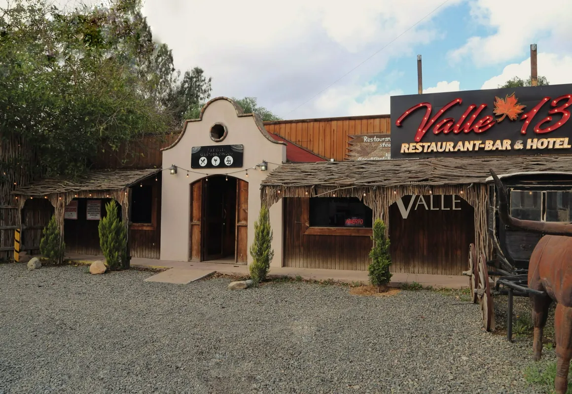 Valle 13 Ruta del Vino hotel hero