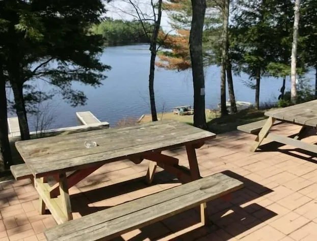 H & H Restaurant and Resort hotel detail image 3