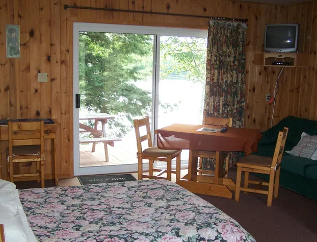 H & H Restaurant and Resort hotel detail image 4