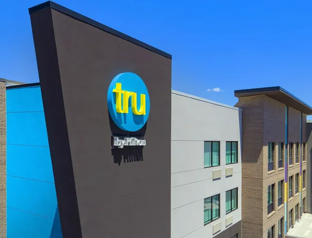 Tru By Hilton Omaha I-80 at 72nd Street, NE hotel detail image 1