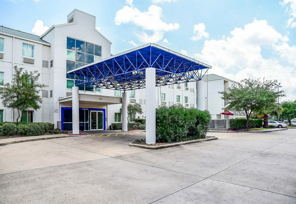 Motel 6 Houston, TX hotel hero