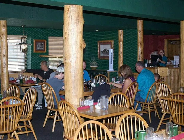 Three Bear Lodge hotel detail image 4