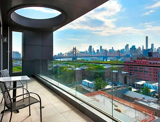 TownePlace Suites by Marriott New York Long Island City/Manhattan View hotel detail image 1