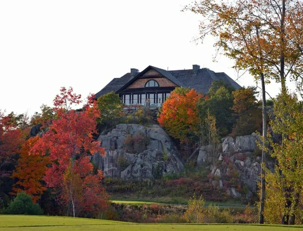 Muskoka Bay Resort hotel detail image 1