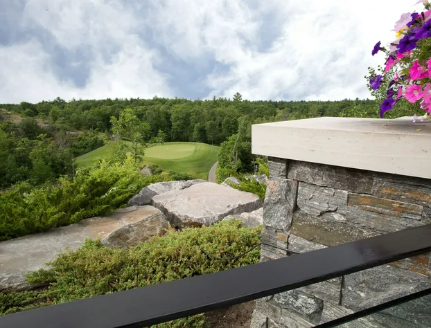 Muskoka Bay Resort hotel detail image 2