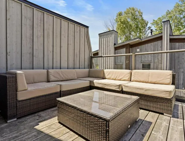 Muskoka Bay Resort hotel detail image 1