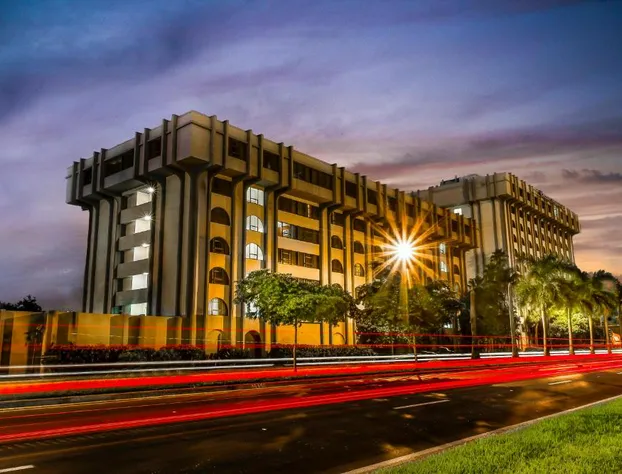 Clarion Inn & Suites Miami International Airport hotel detail image 4