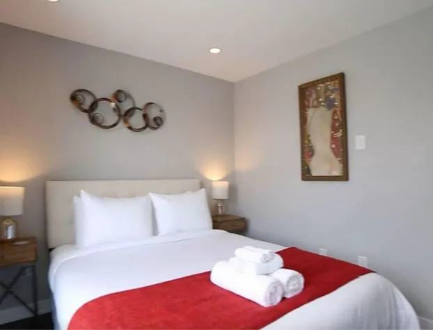 755 Unit D 2 Bedroom Home in Fairmont w Roofdeck & Balcony hotel detail image 3