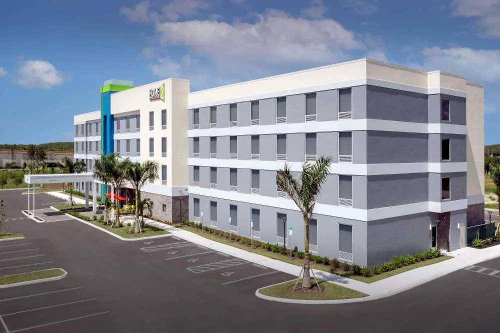 Home2 Suites by Hilton Fort Myers Airport hotel hero