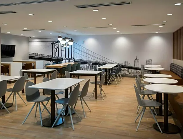 TownePlace Suites by Marriott New York Brooklyn hotel detail image 4