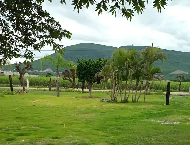 Room-lodging and Camping the Island hotel detail image 1