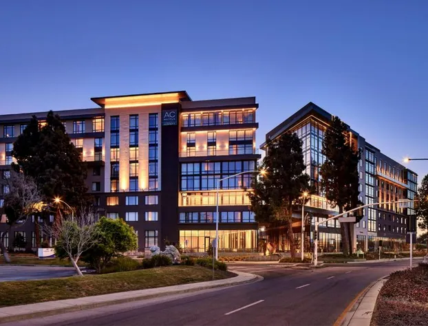 AC Hotel by Marriott Sunnyvale Moffett Park hotel detail image 4