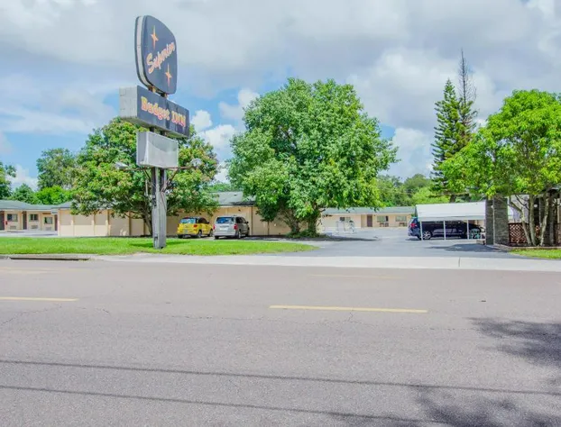 OYO Superior Budget Inn Bartow hotel detail image 2