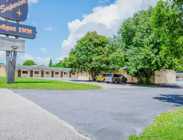 OYO Superior Budget Inn Bartow hotel detail image 1