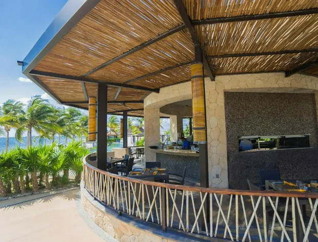 Villa del Palmar Cancun All Inclusive Beach Resort & Spa hotel detail image 1