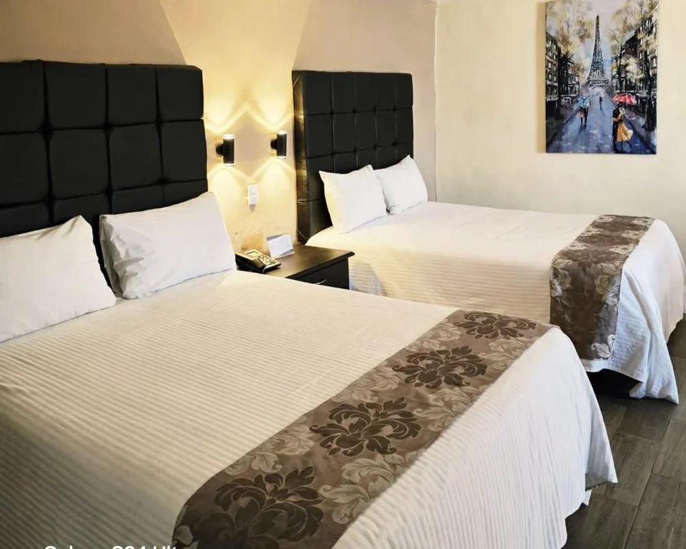 Hotel Express Inn hotel hero