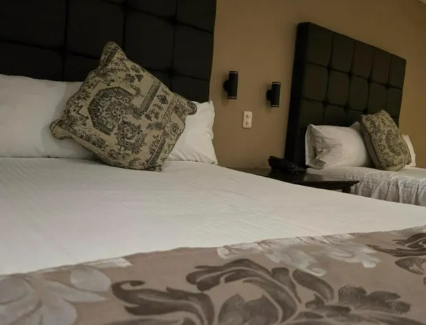 Hotel Express Inn hotel detail image 3