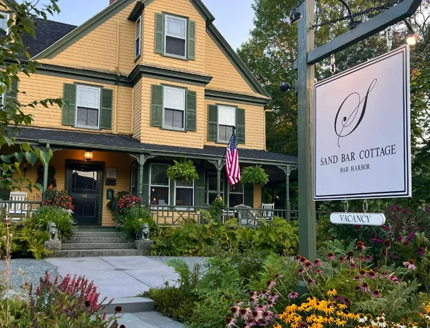 Sand Bar Cottage Inn hotel detail image 1