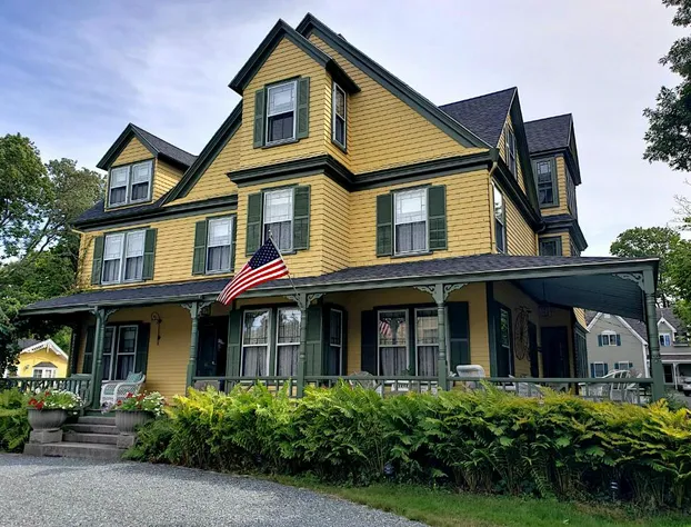 Sand Bar Cottage Inn hotel detail image 2