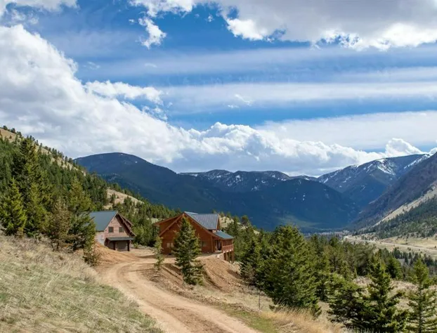 Last Resort hotel detail image 3