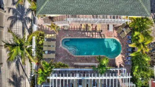 Coconut Inn Pass-A-Grille Beach hotel detail image 3