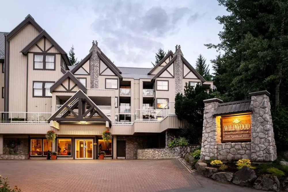 Wildwood Lodge by Cozystay Signature Whistler hotel hero