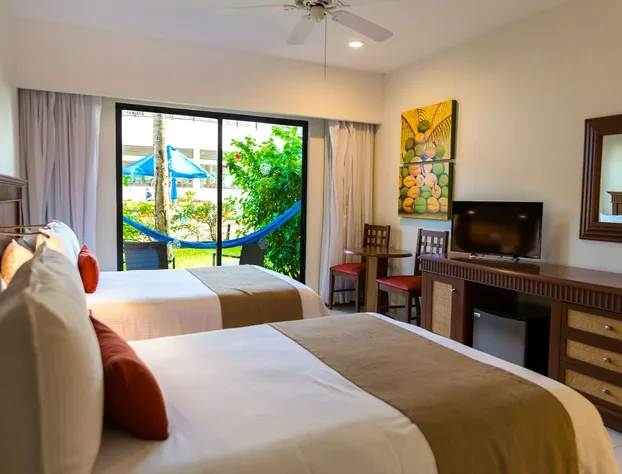 The Reef Coco Beach Resort & Spa- Optional All Inclusive hotel detail image 4