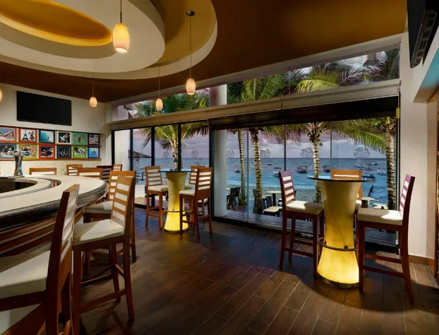The Reef Coco Beach Resort & Spa- Optional All Inclusive hotel detail image 1