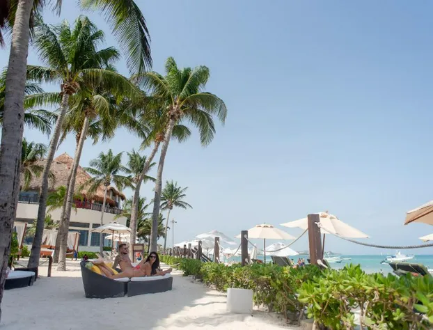 The Reef Coco Beach Resort & Spa- Optional All Inclusive hotel detail image 4