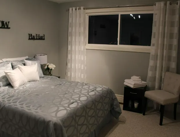 Water's Edge B & B hotel detail image 3