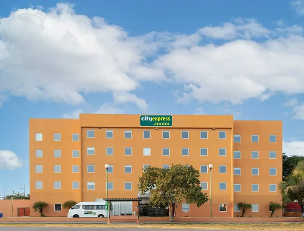 City Express Junior by Marriott Ciudad Del Carmen Aeropuerto hotel detail image 1