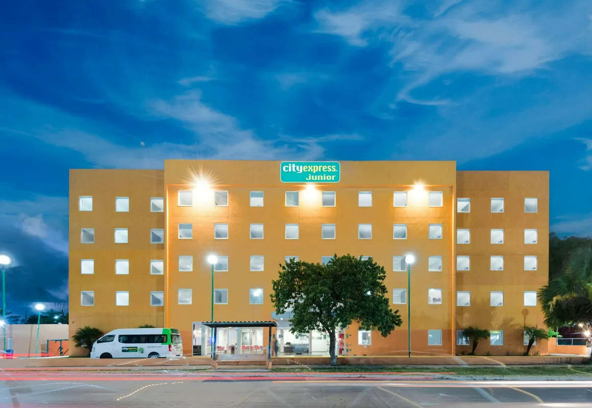 City Express Junior by Marriott Ciudad Del Carmen Aeropuerto hotel hero