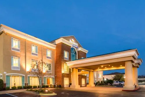 Baymont Inn & Suites Montgomery South hotel hero