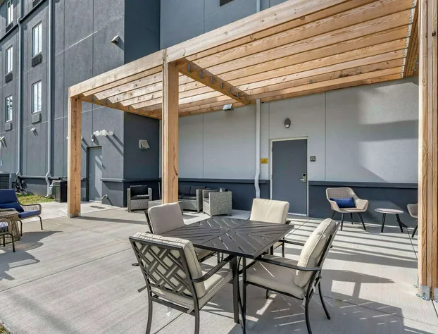 MainStay Suites Georgetown Lexington North hotel detail image 4