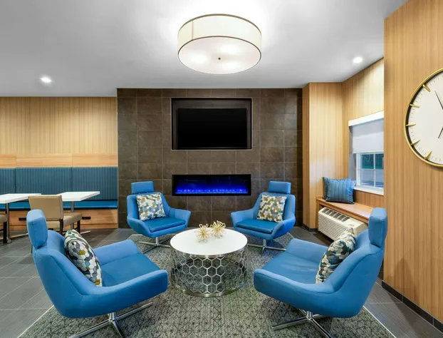 Microtel Inn & Suites by Wyndham Farmington hotel detail image 3