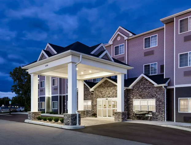 Microtel Inn & Suites by Wyndham Farmington hotel detail image 1