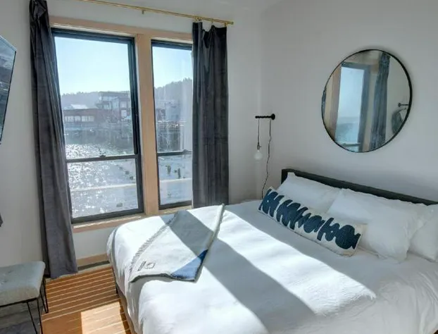 Bowline Hotel hotel detail image 4