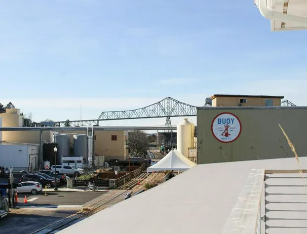 Bowline Hotel hotel detail image 2