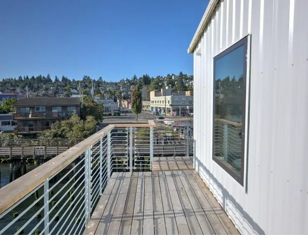 Bowline Hotel hotel detail image 3