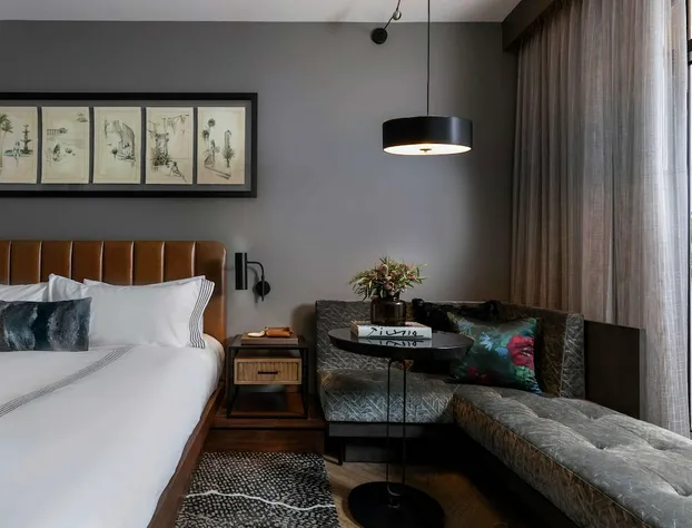 Thompson Savannah, by Hyatt hotel detail image 3