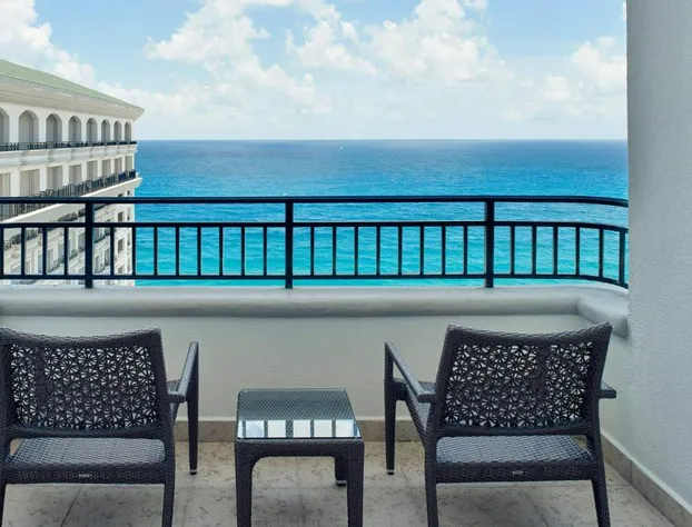 JW Marriott Cancun Resort & Spa hotel detail image 3