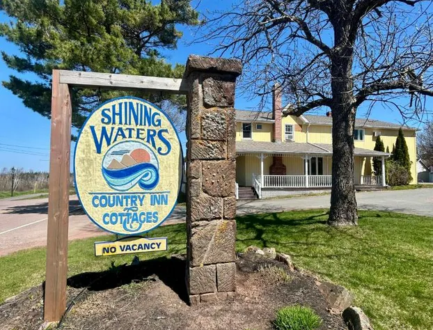 Shining Waters Country Inn hotel detail image 1