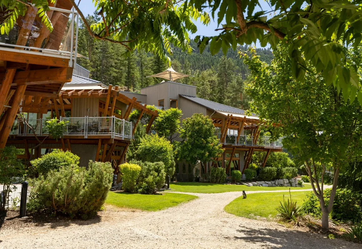 Outback Lakeside Vacation Homes hotel hero