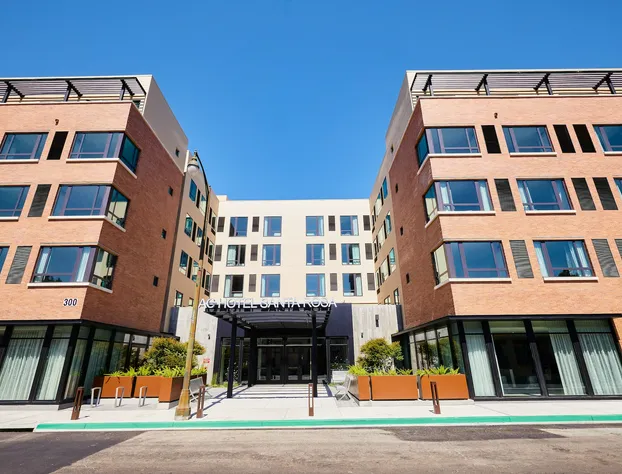 AC Hotel by Marriott Santa Rosa Sonoma Wine Country hotel detail image 1